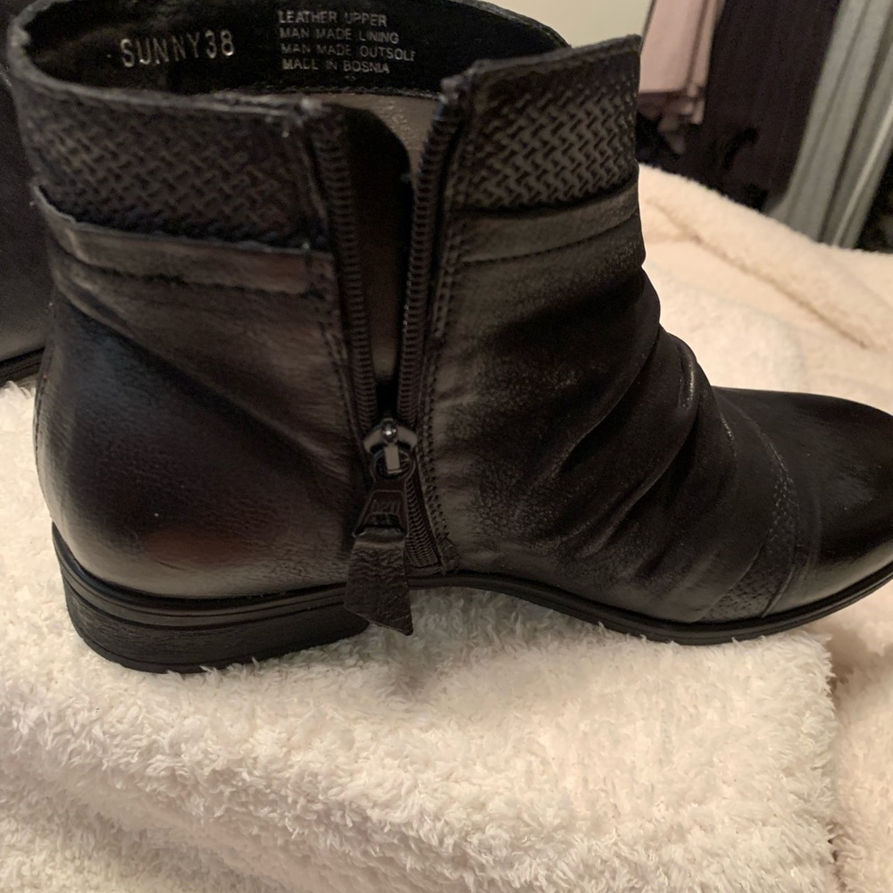 Miz Mooz Textured Black Ankle Booties - Picture 9 of 13
